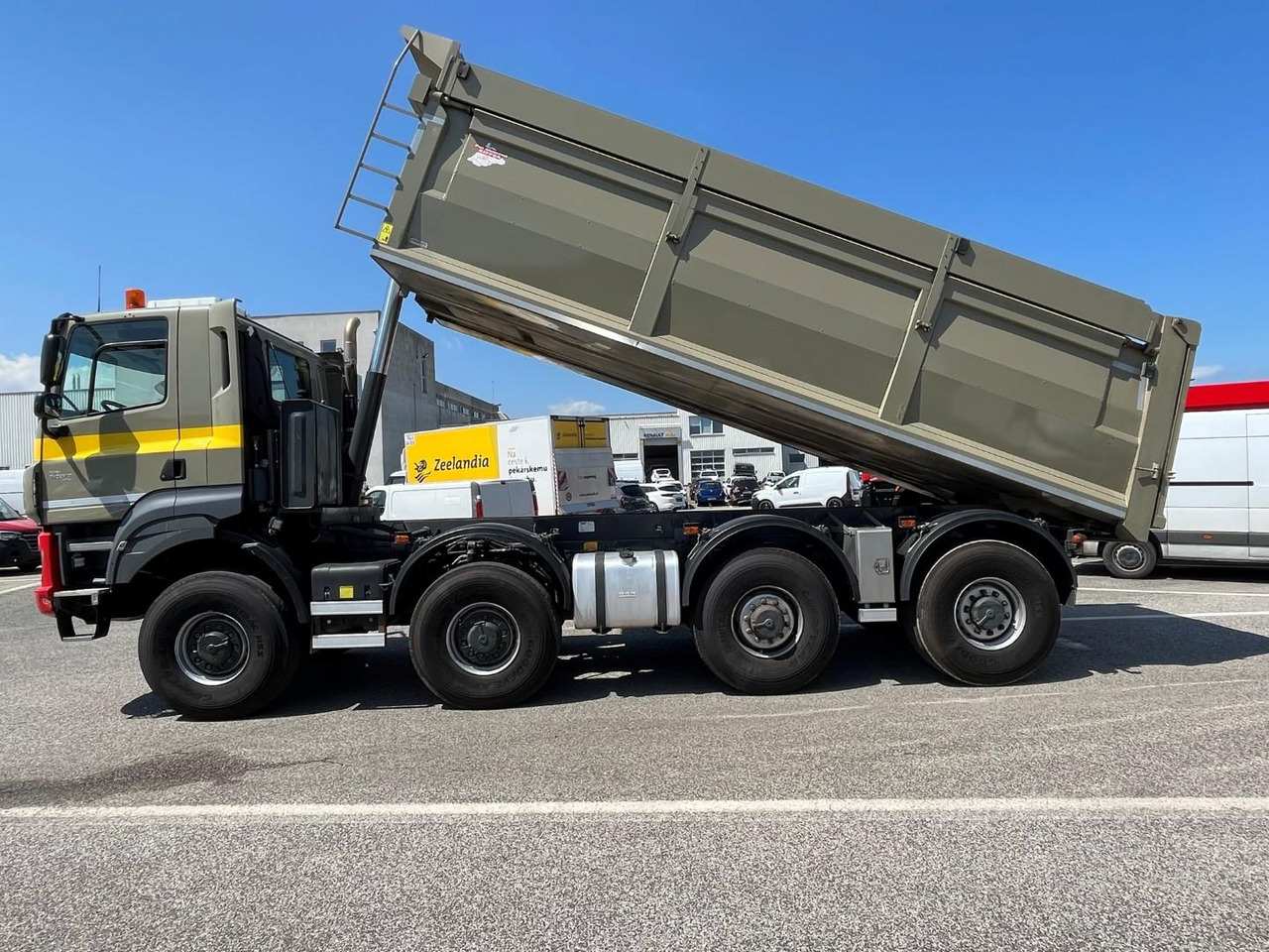 Tatra Phoenix 8x8 jednostranný sklápač, rv 2019, Sklápač S1 - Kravas automašīna pašizgāzējs: foto 5 Tatra Phoenix 8x8 jednostranný sklápač, rv 2019, Sklápač S1 - Kravas automašīna pašizgāzējs: foto 5
