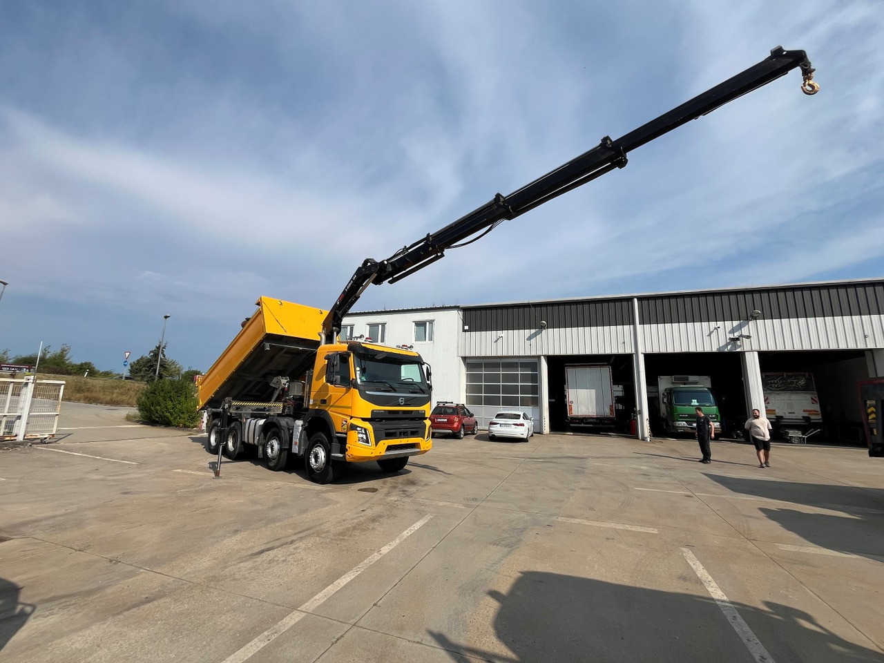 Kravas automašīna pašizgāzējs, Kravas auto ar manipulatoru VOLVO FMX 460,  8x4, 2017, HIAB 188: foto 13