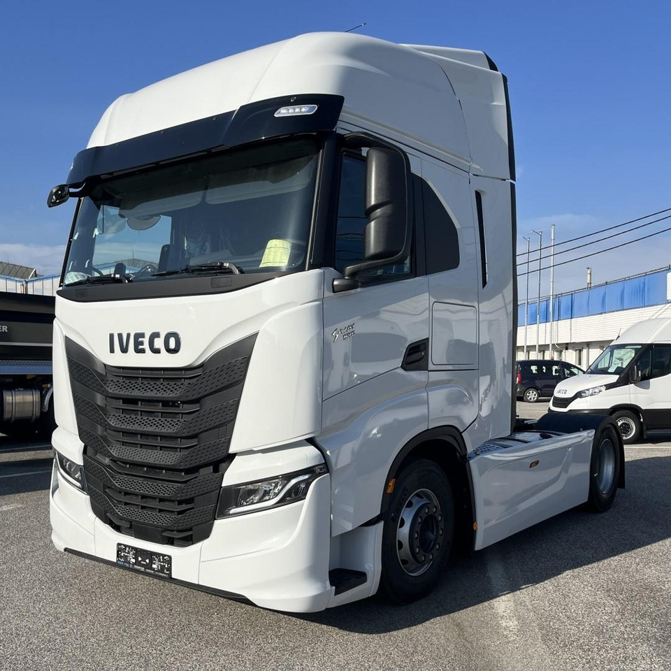 Iveco S-WAY, 530, AS440S53TP - Vilcējs: foto 1 Iveco S-WAY, 530, AS440S53TP - Vilcējs: foto 1