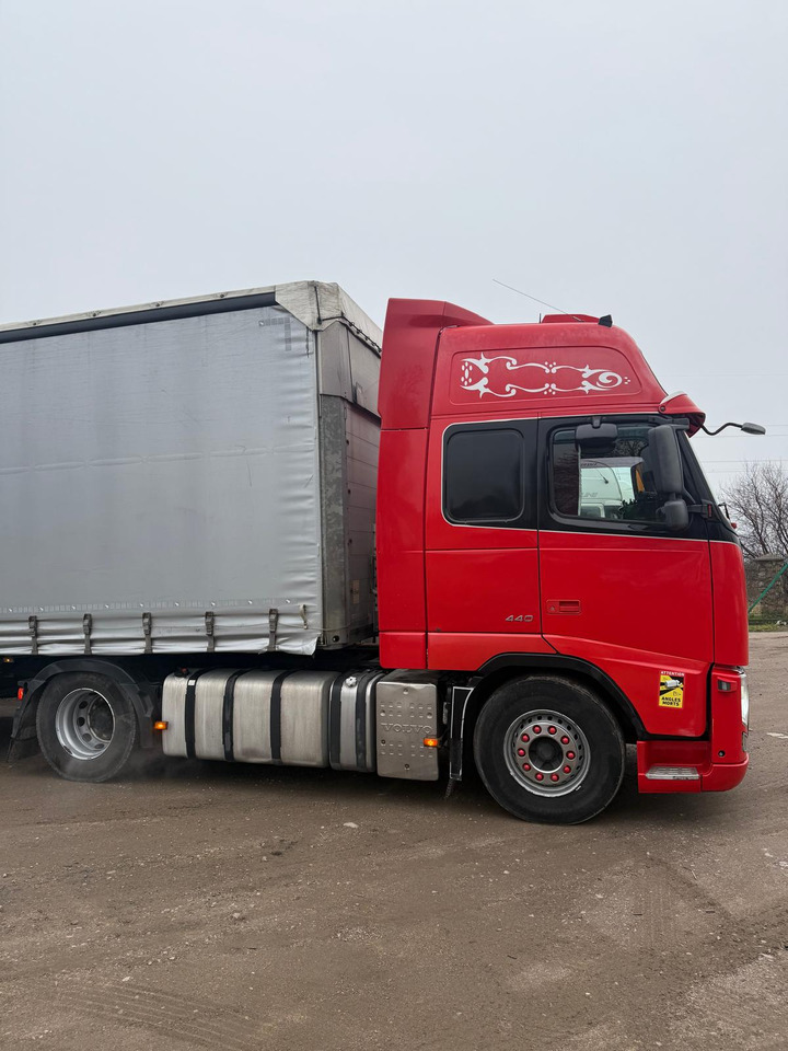 VOLVO FH440 - Vilcējs: foto 4 VOLVO FH440 - Vilcējs: foto 4