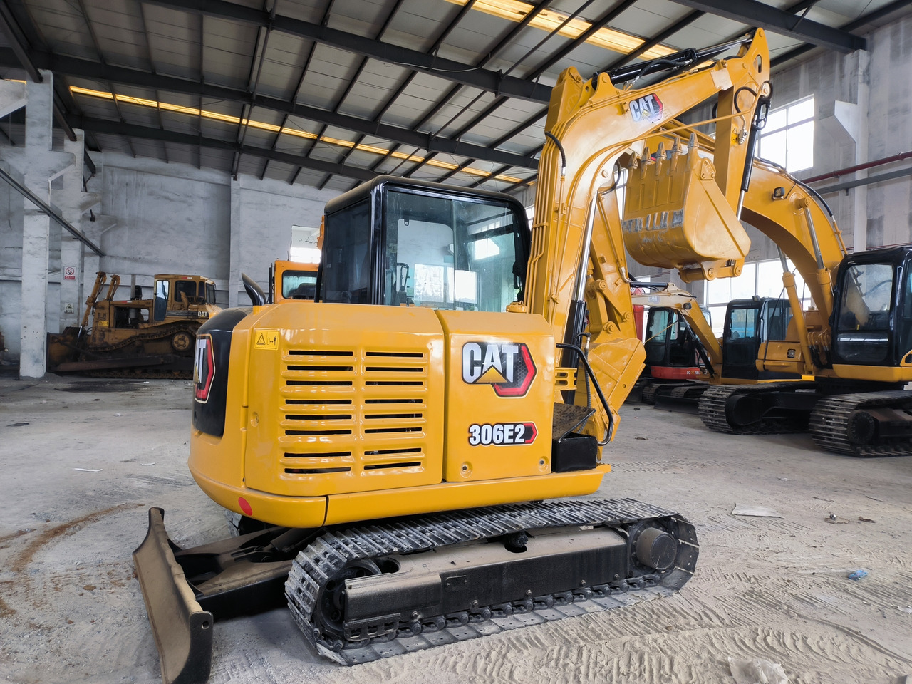 CATERPILLAR 306E - Mini-ekskavators: foto 5 CATERPILLAR 306E - Mini-ekskavators: foto 5