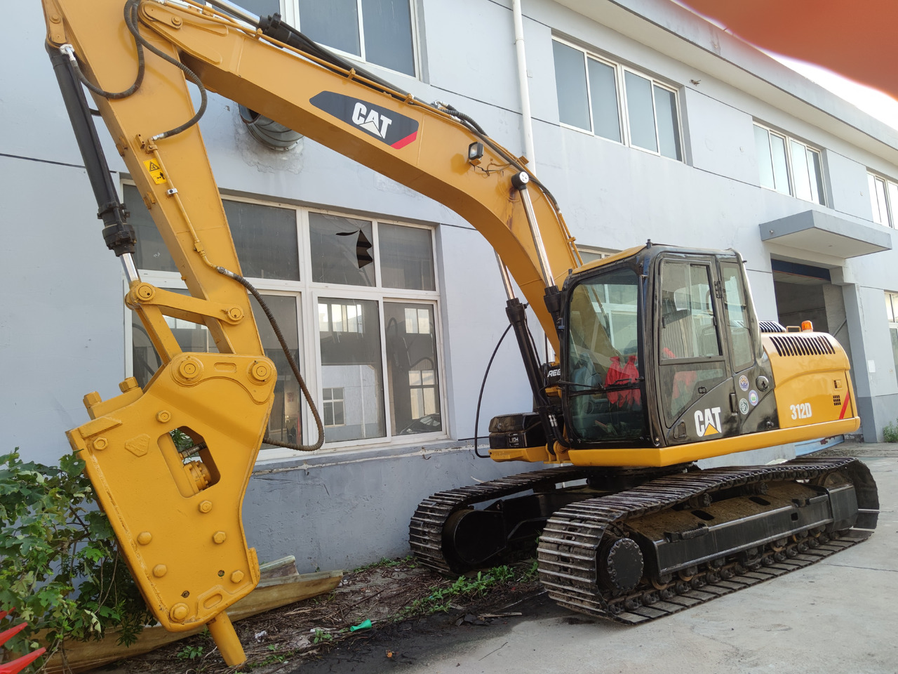 CATERPILLAR 312D - Kāpurķēžu ekskavators: foto 2 CATERPILLAR 312D - Kāpurķēžu ekskavators: foto 2