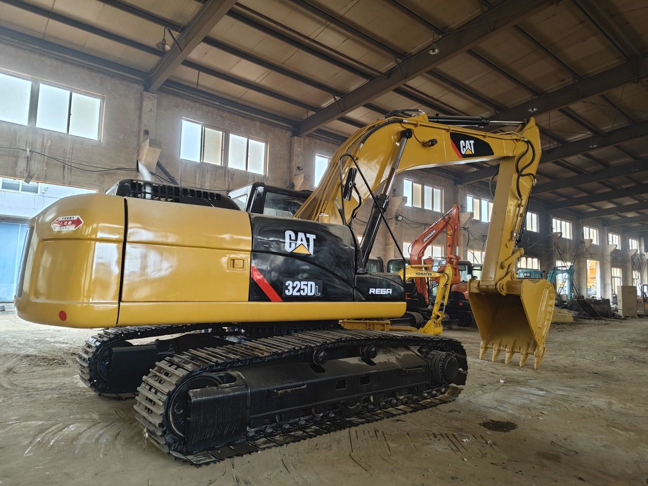 CATERPILLAR 325D - Autoceltnis: foto 4 CATERPILLAR 325D - Autoceltnis: foto 4