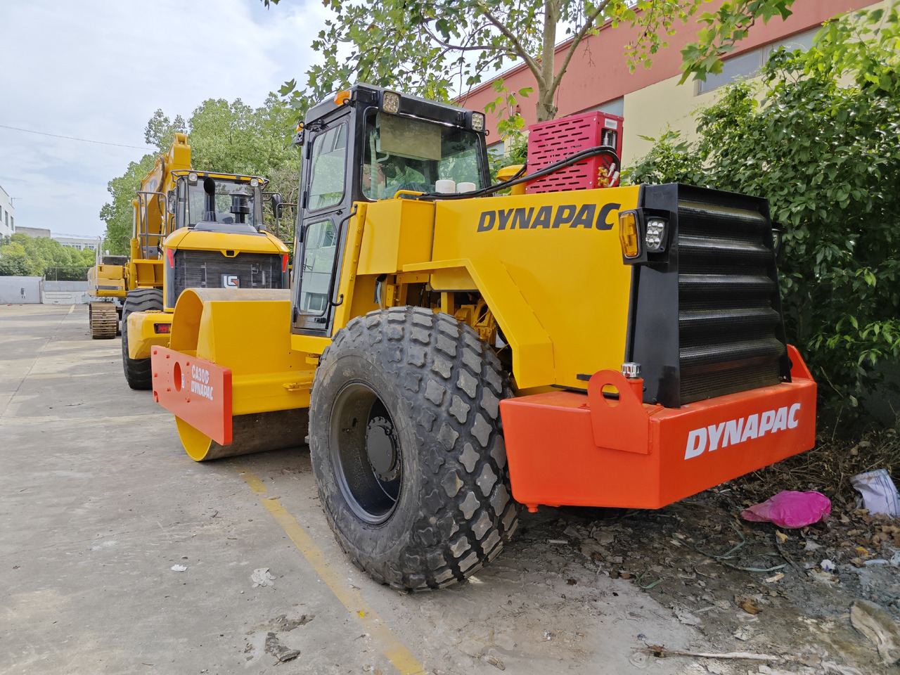 DYNAPAC CA30D USED ROAD ROLLER - Vibrorullis: foto 5 DYNAPAC CA30D USED ROAD ROLLER - Vibrorullis: foto 5