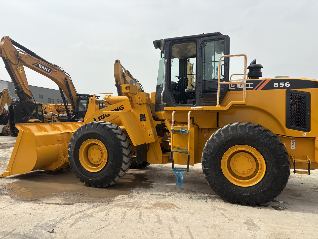 LIUGONG 856 wheel loader - Riteņu iekrāvējs: foto 3 LIUGONG 856 wheel loader - Riteņu iekrāvējs: foto 3