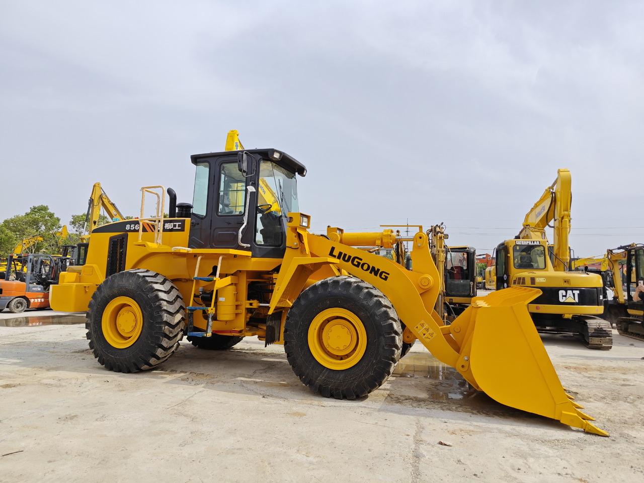 LIUGONG 856 wheel loader - Riteņu iekrāvējs: foto 4 LIUGONG 856 wheel loader - Riteņu iekrāvējs: foto 4