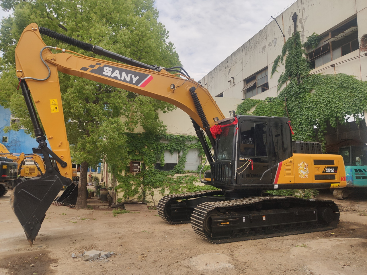 SANY 215 Used sany 215c 215pro excavator - Kāpurķēžu ekskavators: foto 1 SANY 215 Used sany 215c 215pro excavator - Kāpurķēžu ekskavators: foto 1