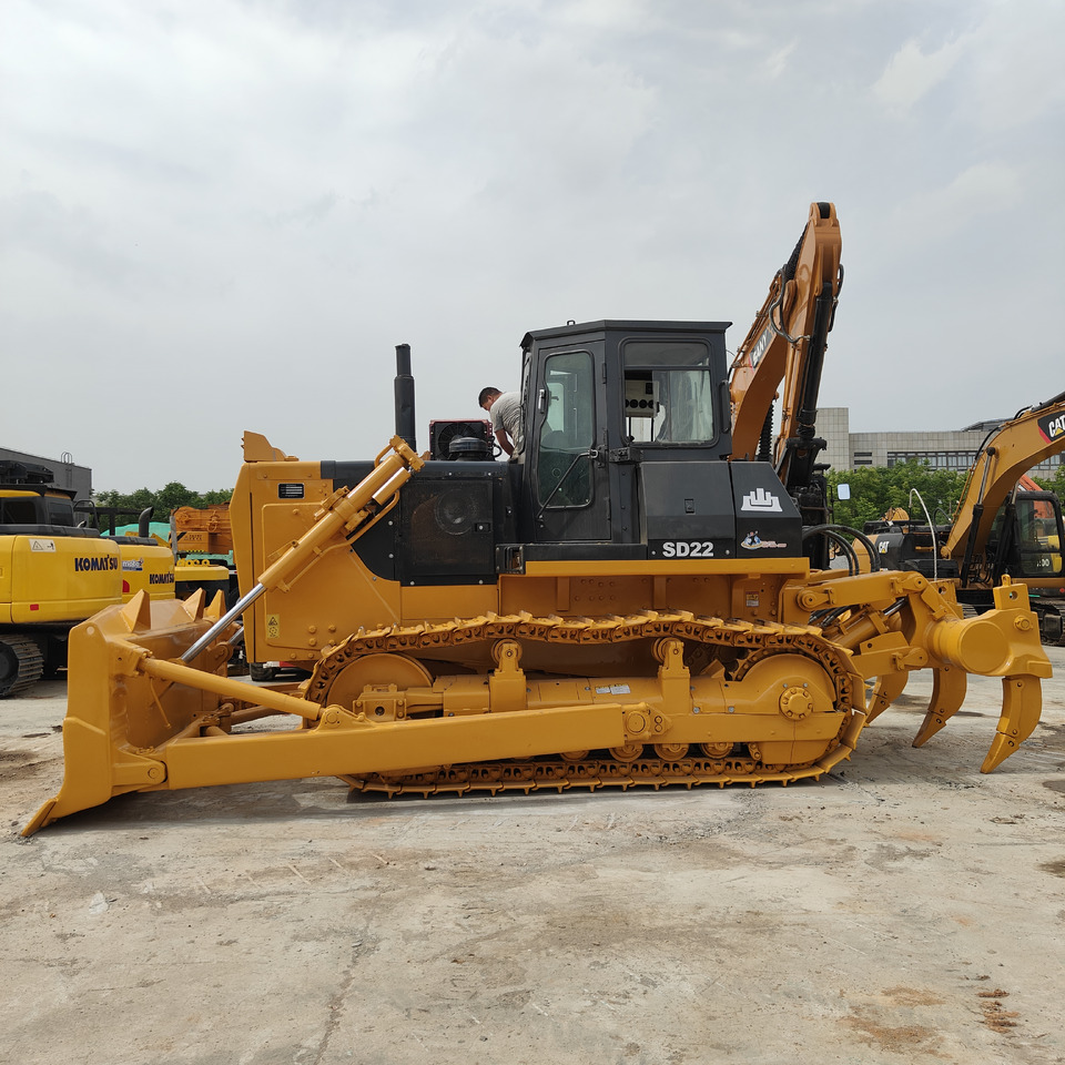 SHANTUI SD22 Dozer - Buldozers: foto 4 SHANTUI SD22 Dozer - Buldozers: foto 4