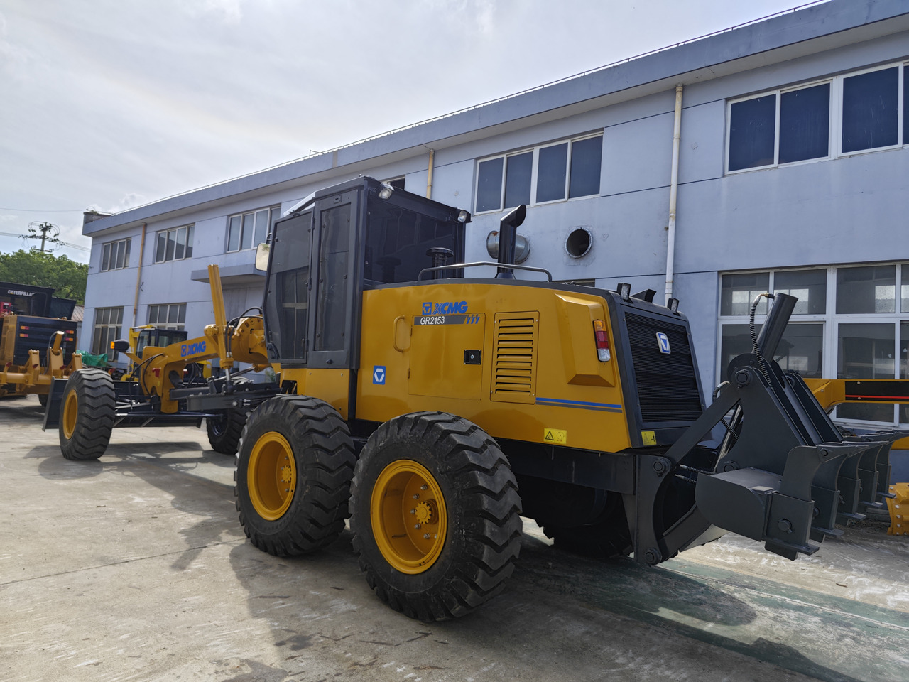 XCMG GR215 used motor grader - Greiders: foto 4 XCMG GR215 used motor grader - Greiders: foto 4