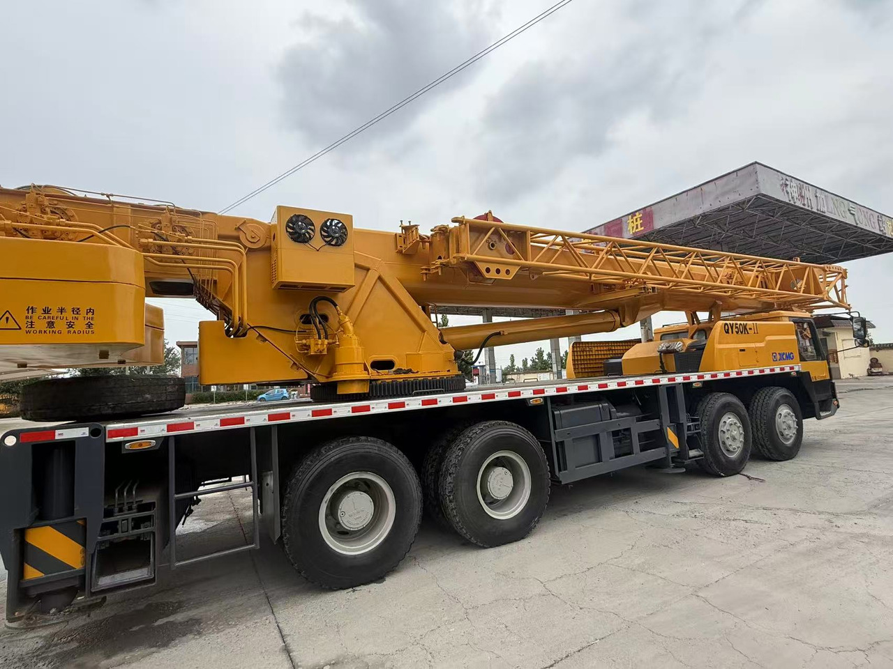 XCMG QY50K truck crane 50ton - Autoceltnis: foto 3 XCMG QY50K truck crane 50ton - Autoceltnis: foto 3