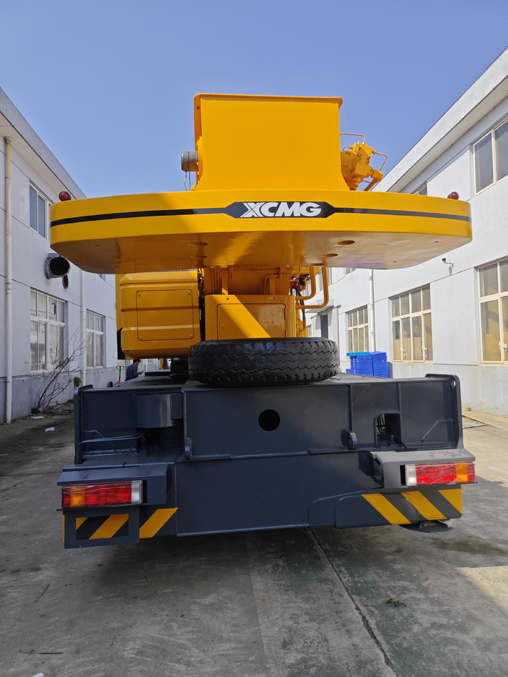 XCMG QY50KC Used Truck Crane - Autoceltnis: foto 5 XCMG QY50KC Used Truck Crane - Autoceltnis: foto 5