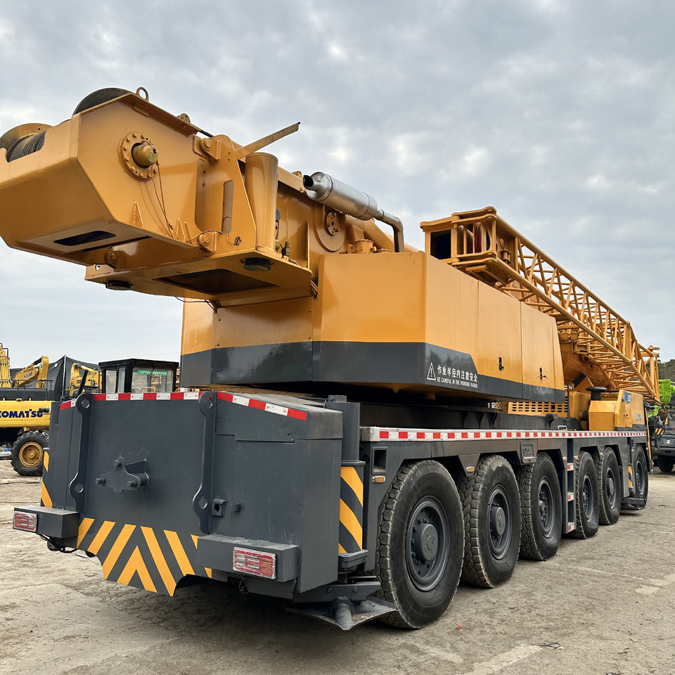 XCMG XCA200 200TON Truck crane - Autoceltnis: foto 4 XCMG XCA200 200TON Truck crane - Autoceltnis: foto 4