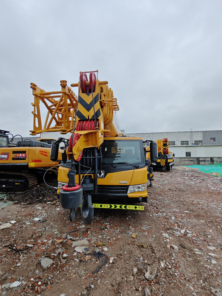 XCMG XCT50 Used Crane - Autoceltnis: foto 3 XCMG XCT50 Used Crane - Autoceltnis: foto 3