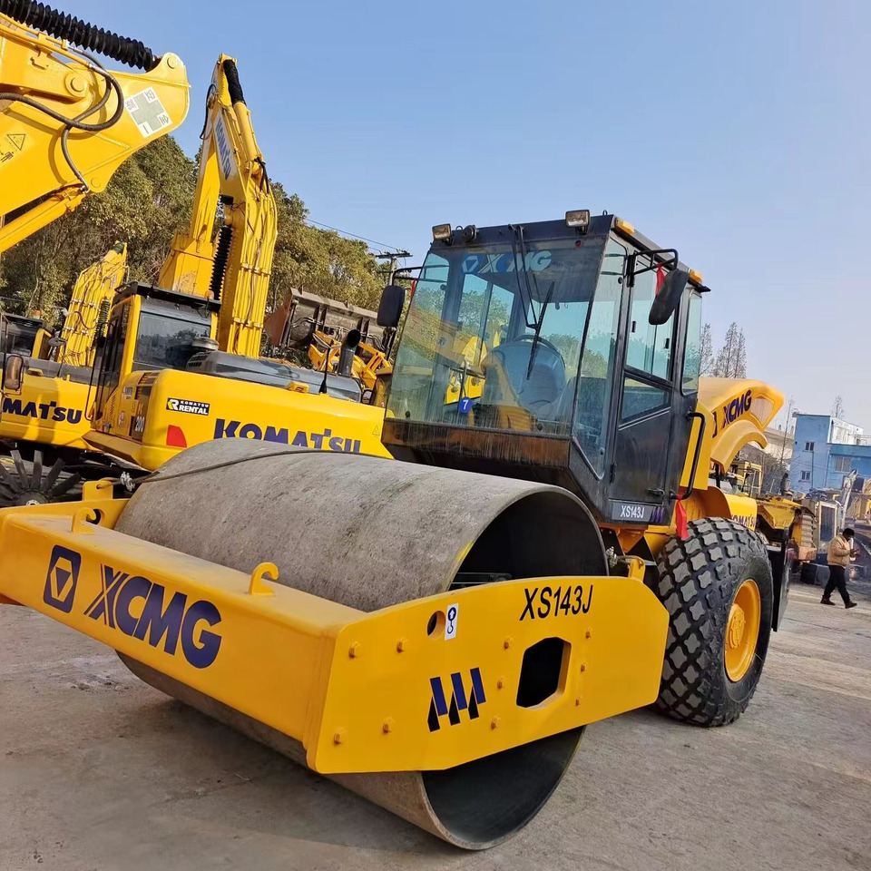 XCMG XS143J road roller - Vibrorullis: foto 5 XCMG XS143J road roller - Vibrorullis: foto 5