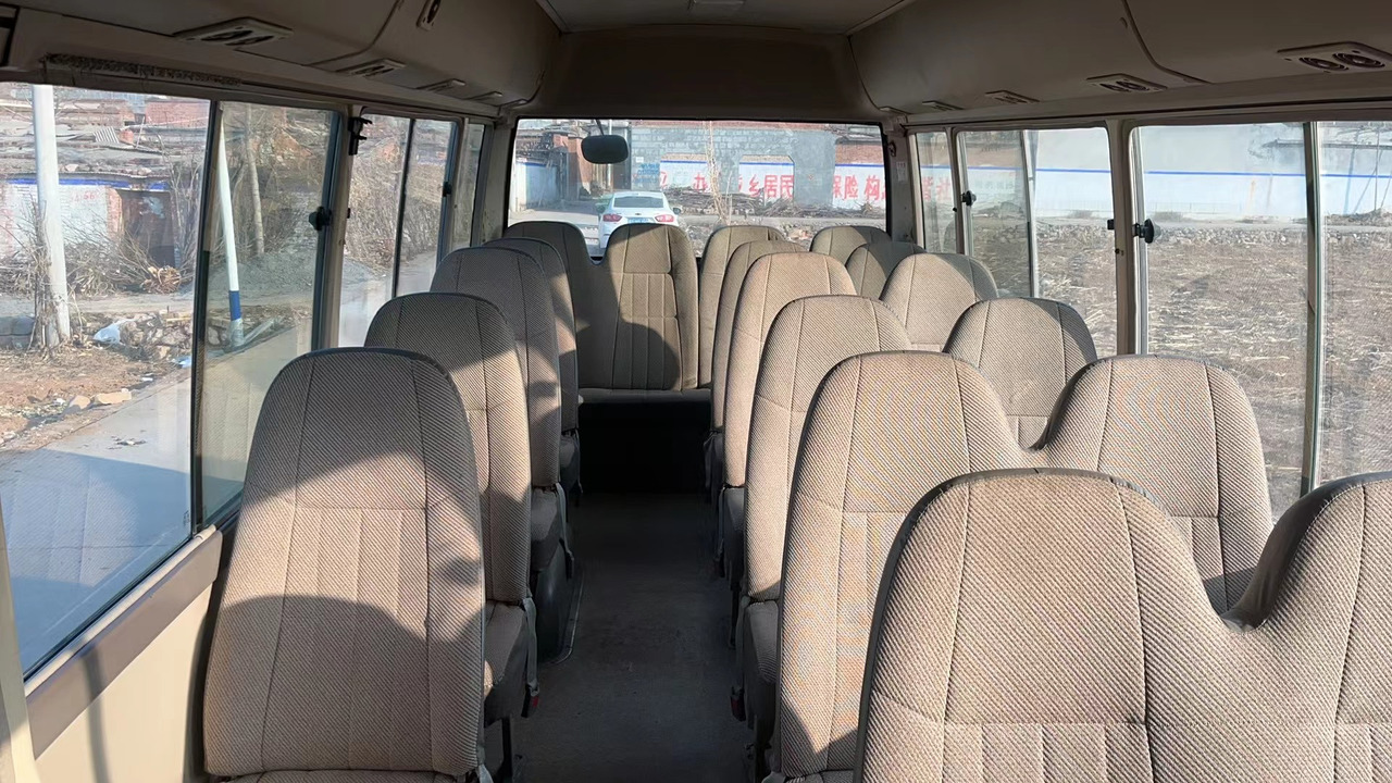 TOYOTA Coaster - Mikroautobuss, Pasažieru furgons: foto 5 TOYOTA Coaster - Mikroautobuss, Pasažieru furgons: foto 5