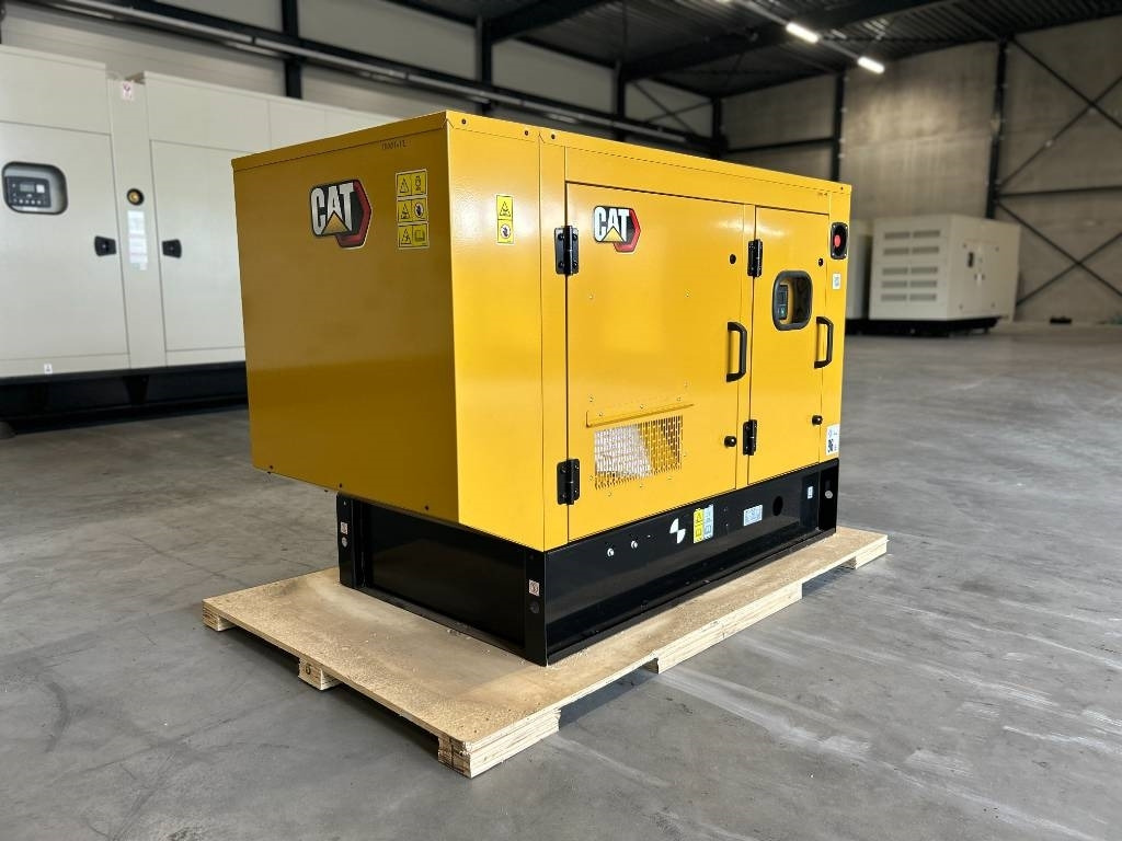CAT DE13.5E3 - 13.5 kVA Generator - DPX-18001 - Elektroģenerators: foto 2 CAT DE13.5E3 - 13.5 kVA Generator - DPX-18001 - Elektroģenerators: foto 2
