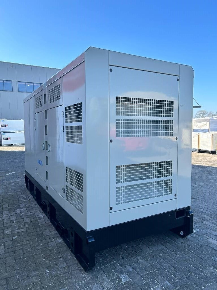 Cummins 6ZTAA13-G4 - 500 kVA Generator - DPX-19845 - Elektroģenerators: foto 2 Cummins 6ZTAA13-G4 - 500 kVA Generator - DPX-19845 - Elektroģenerators: foto 2