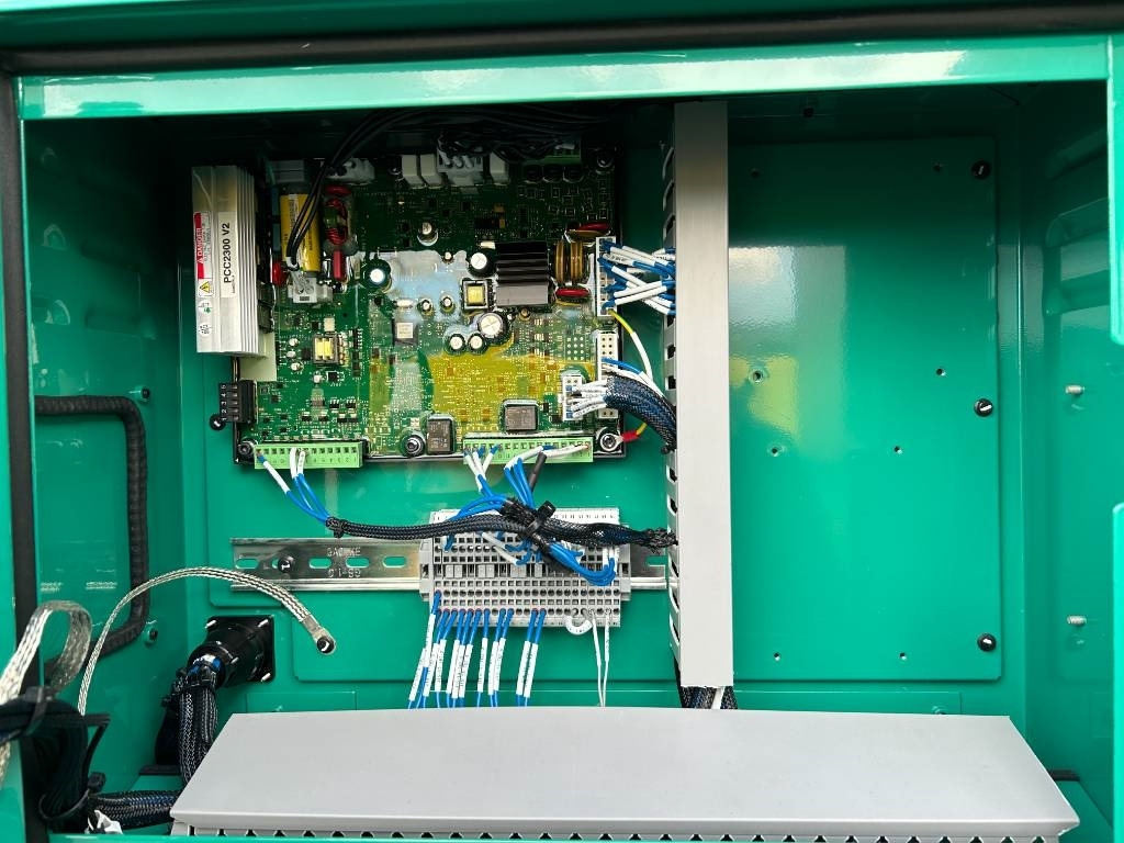 Cummins C400D5 - 400 kVA Generator - DPX-18518 līzingu Cummins C400D5 - 400 kVA Generator - DPX-18518: foto 11 Cummins C400D5 - 400 kVA Generator - DPX-18518 līzingu Cummins C400D5 - 400 kVA Generator - DPX-18518: foto 11