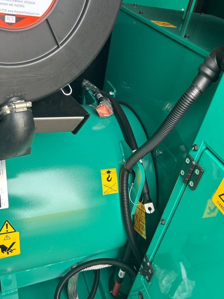 Cummins C400D5 - 400 kVA Generator - DPX-18518 - Elektroģenerators: foto 3 Cummins C400D5 - 400 kVA Generator - DPX-18518 - Elektroģenerators: foto 3