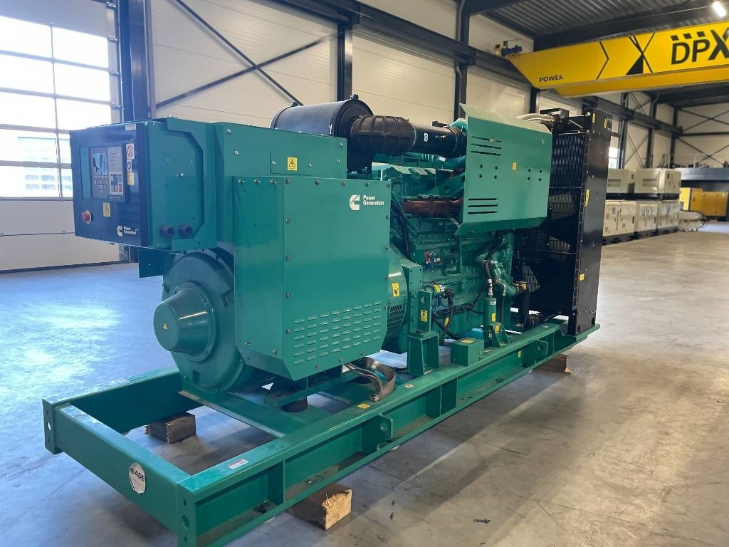 Cummins C900D5 - 900 kVA Open Surplus Genset - DPX-18527-O - Elektroģenerators: foto 4 Cummins C900D5 - 900 kVA Open Surplus Genset - DPX-18527-O - Elektroģenerators: foto 4