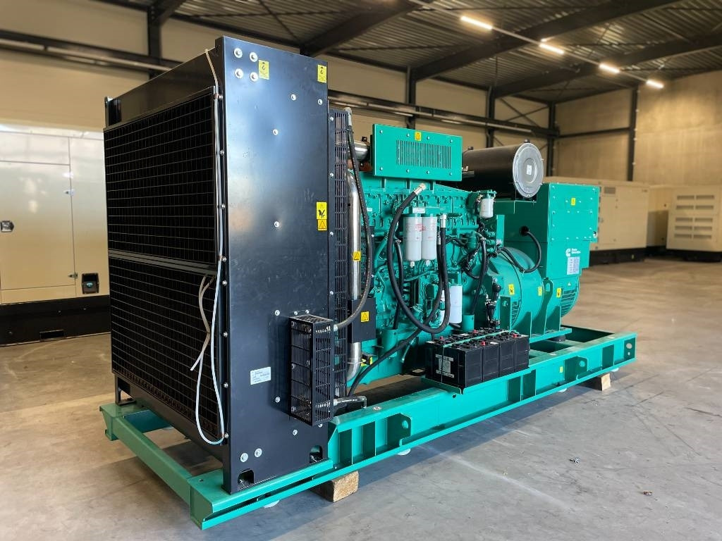 Cummins C900D5 - 900 kVA Open Surplus Genset - DPX-18527-O - Elektroģenerators: foto 2 Cummins C900D5 - 900 kVA Open Surplus Genset - DPX-18527-O - Elektroģenerators: foto 2