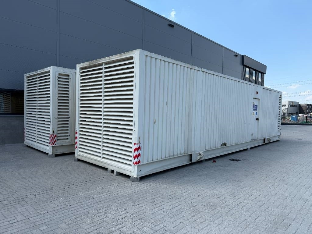 FG Wilson P1500P3 - 1.650 kVA Generator - DPX-12628 - Elektroģenerators: foto 3 FG Wilson P1500P3 - 1.650 kVA Generator - DPX-12628 - Elektroģenerators: foto 3