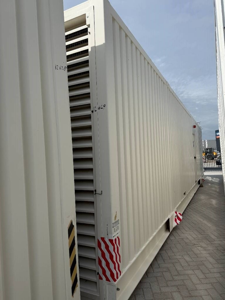 FG Wilson P1500P3 - 1.650 kVA Generator - DPX-12629 - Elektroģenerators: foto 4 FG Wilson P1500P3 - 1.650 kVA Generator - DPX-12629 - Elektroģenerators: foto 4