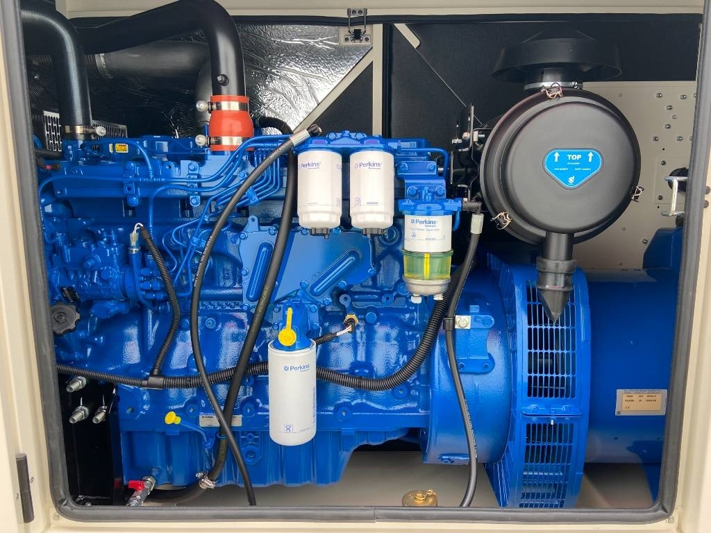 FG Wilson P165-5 - 165 kVA Genset - DPX-16010 - Elektroģenerators: foto 4 FG Wilson P165-5 - 165 kVA Genset - DPX-16010 - Elektroģenerators: foto 4