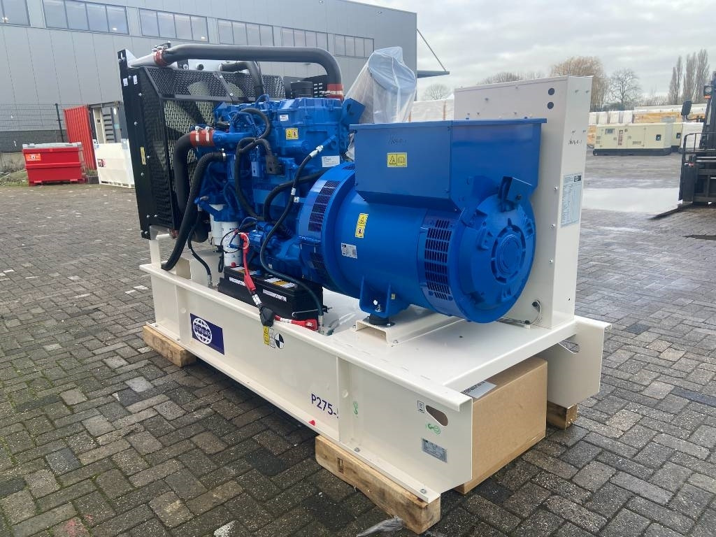FG Wilson P275-5 - 275 kVA Open Genset - DPX-16014-O - Elektroģenerators: foto 2 FG Wilson P275-5 - 275 kVA Open Genset - DPX-16014-O - Elektroģenerators: foto 2
