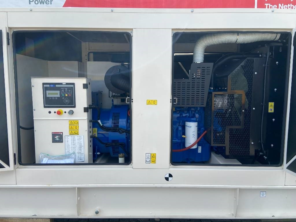 FG Wilson P300-5 - 300 kVA Genset - DPX-16015 - Elektroģenerators: foto 5 FG Wilson P300-5 - 300 kVA Genset - DPX-16015 - Elektroģenerators: foto 5