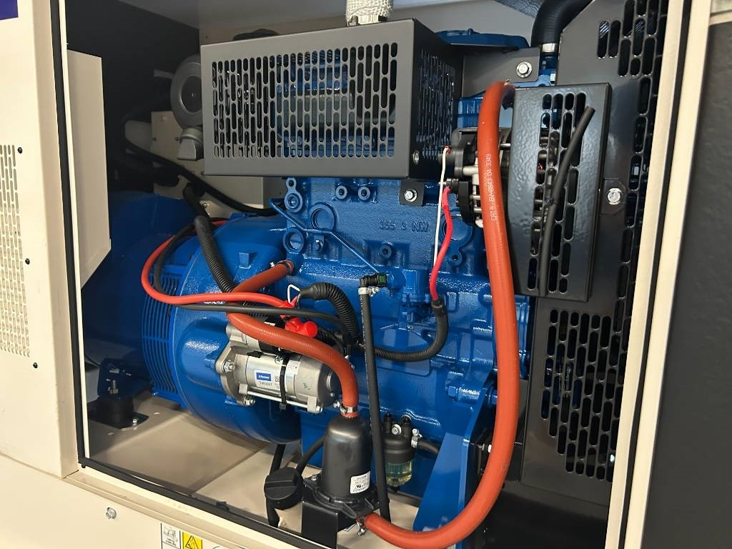 Jaunā Elektroģenerators FG Wilson P33-3 - 33 kVA Genset - DPX-16003: foto 18