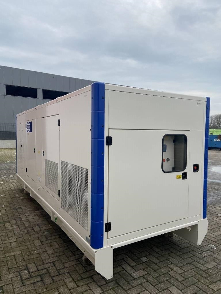 FG Wilson P715-3 - 715 kVA Genset - DPX-16023 - Elektroģenerators: foto 2 FG Wilson P715-3 - 715 kVA Genset - DPX-16023 - Elektroģenerators: foto 2