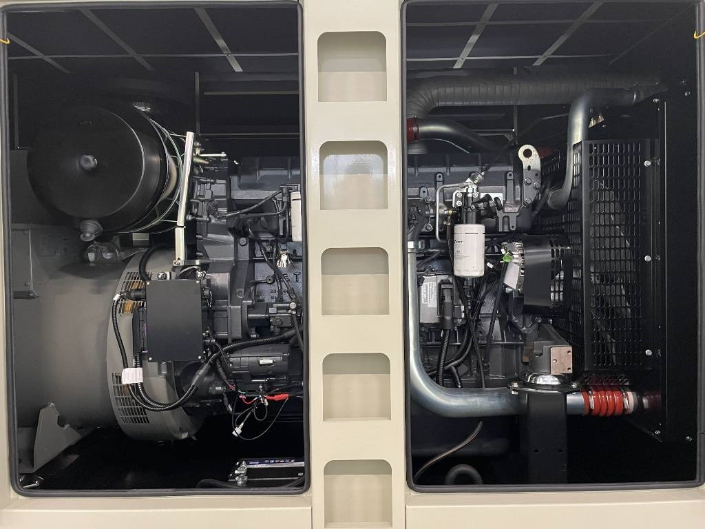Jaunā Elektroģenerators Iveco CR13TE3A - 440 kVA Generator - DPX-19796: foto 8