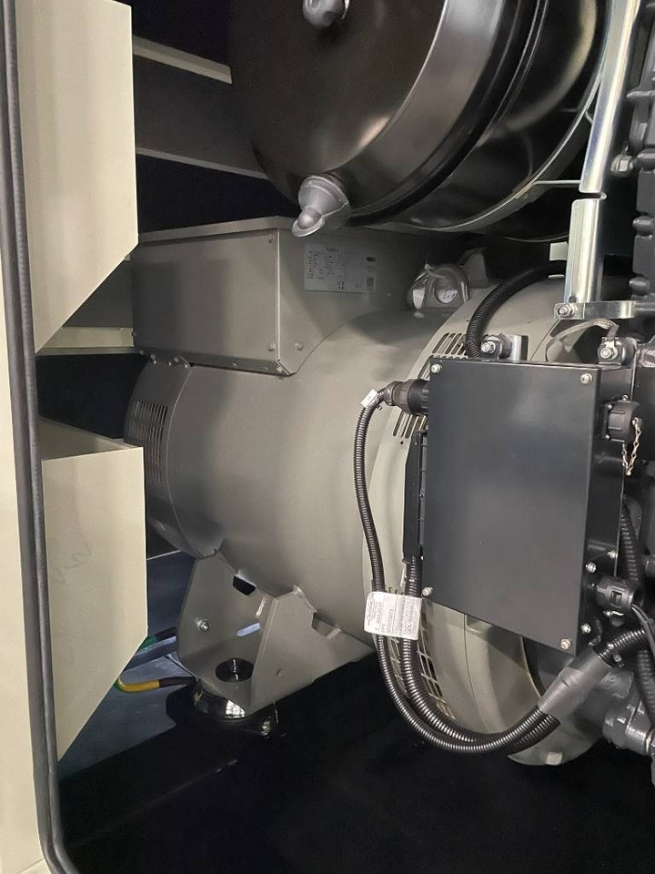 Jaunā Elektroģenerators Iveco CR13TE3A - 440 kVA Generator - DPX-19796: foto 17