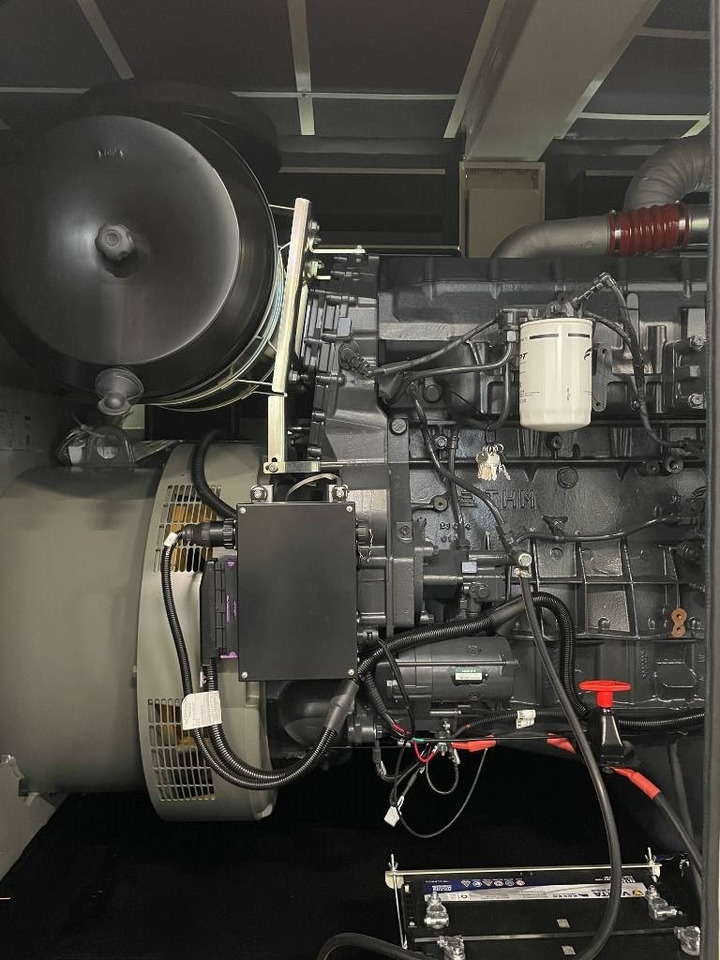 Jaunā Elektroģenerators Iveco CR13TE3A - 440 kVA Generator - DPX-19796: foto 15
