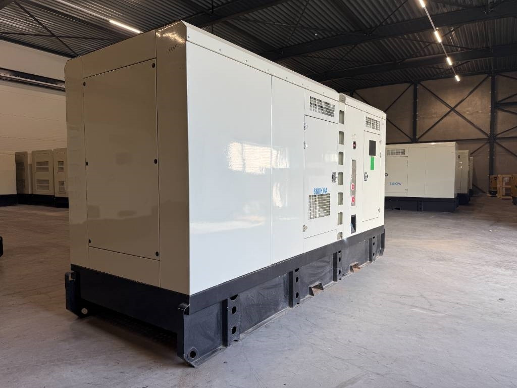 Iveco CR16TE1W - 660 kVA Generator - DPX-19798 - Elektroģenerators: foto 2 Iveco CR16TE1W - 660 kVA Generator - DPX-19798 - Elektroģenerators: foto 2