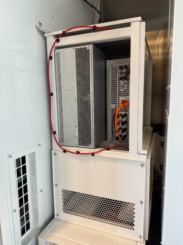 Jaunā Elektroģenerators PES100 Energy Storage System - 100 kVA - 115 kWh D: foto 14