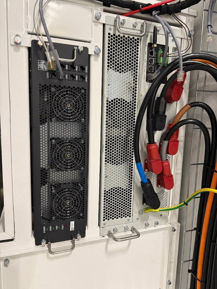 Jaunā Elektroģenerators PES100 Energy Storage System - 100 kVA - 115 kWh D: foto 19