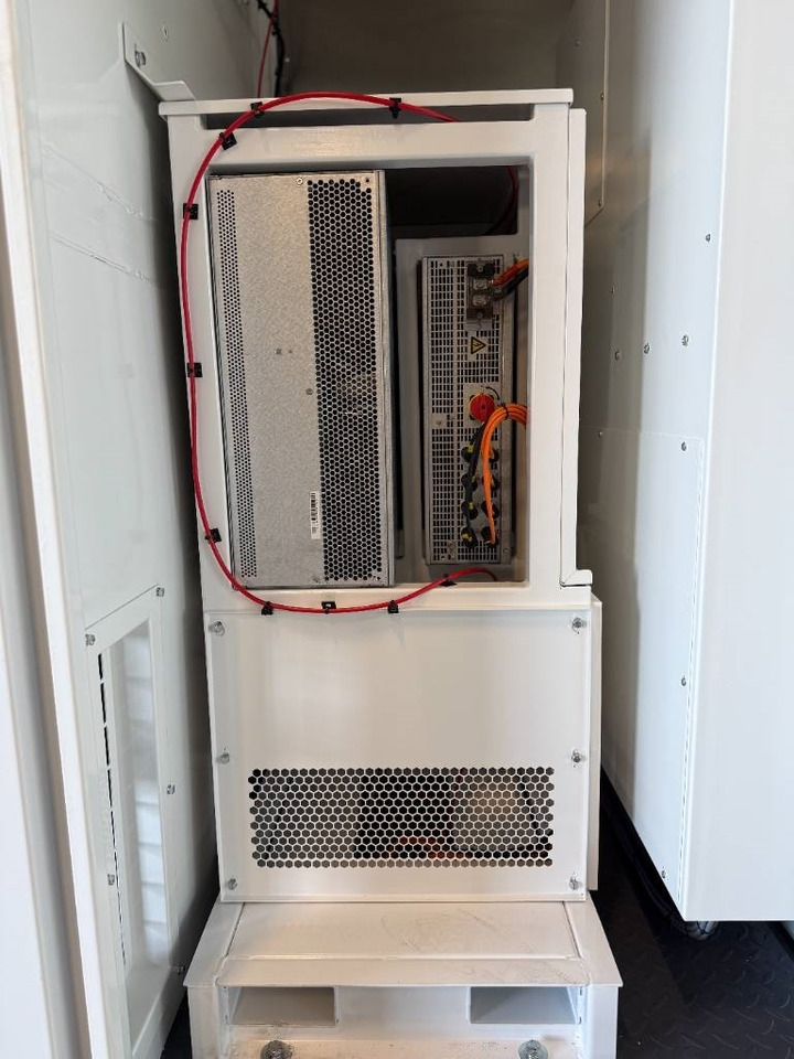 Jaunā Elektroģenerators PES100 Energy Storage System - 100 kVA - 115 kWh D: foto 17