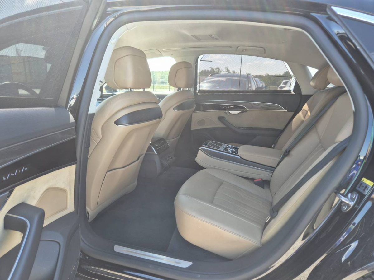 Sedans AUDI A8 SEDAN: foto 10