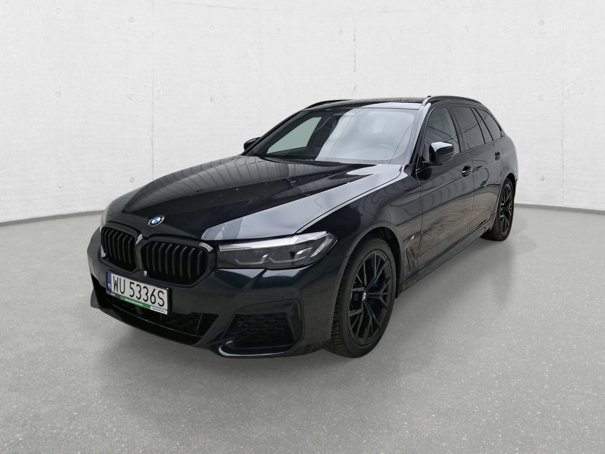 BMW 520D XDRIVE KOMBI - Vieglā automašīna: foto 4 BMW 520D XDRIVE KOMBI - Vieglā automašīna: foto 4