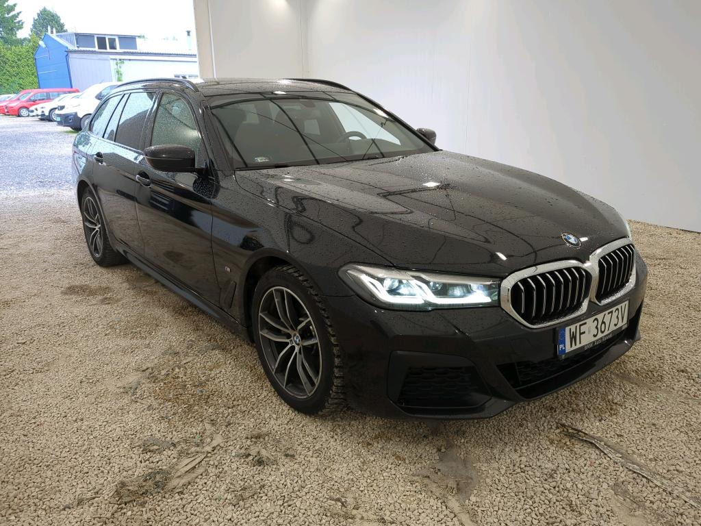 Vieglā automašīna BMW 520D XDRIVE KOMBI: foto 1