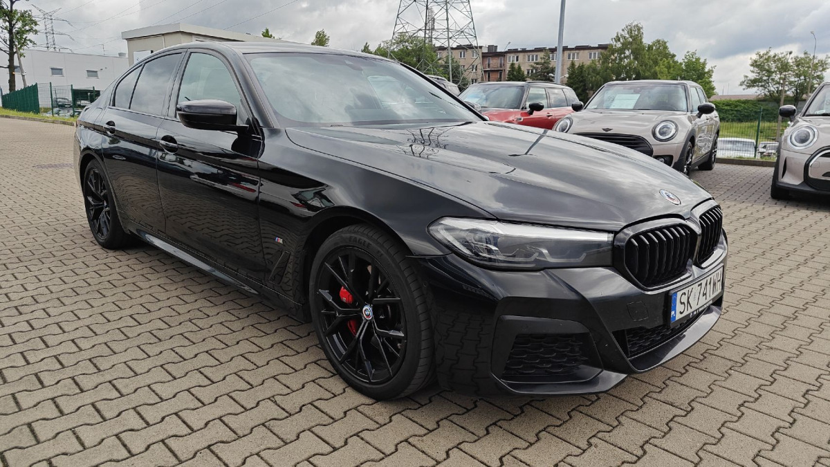 BMW 520d xDrive mHEV M Sport SEDAN - Sedans: foto 1 BMW 520d xDrive mHEV M Sport SEDAN - Sedans: foto 1