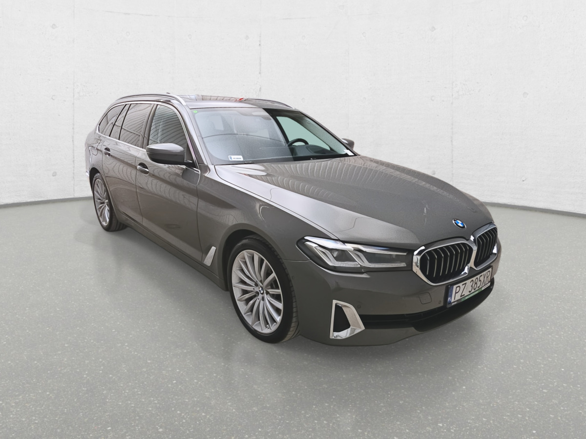 Vieglā automašīna BMW 530D XDRIVE KOMBI: foto 1