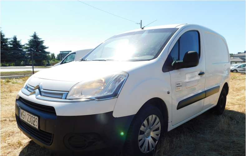 CITROEN BERLINGO FURGON BLASZAK - Kravas mikroautobuss: foto 2 CITROEN BERLINGO FURGON BLASZAK - Kravas mikroautobuss: foto 2