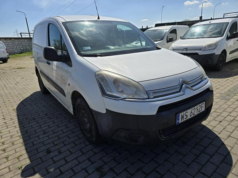 CITROEN BERLINGO FURGON BLASZAK - Kravas mikroautobuss: foto 1 CITROEN BERLINGO FURGON BLASZAK - Kravas mikroautobuss: foto 1