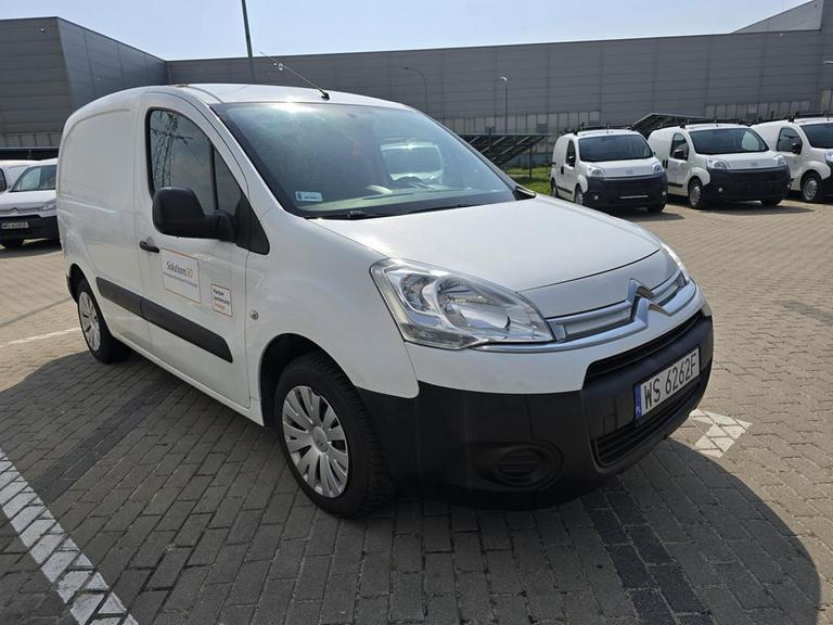 CITROEN BERLINGO FURGON BLASZAK - Kravas mikroautobuss: foto 1 CITROEN BERLINGO FURGON BLASZAK - Kravas mikroautobuss: foto 1