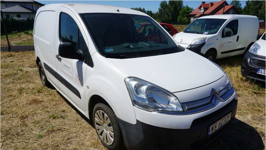 CITROEN BERLINGO FURGON BLASZAK - Kravas mikroautobuss: foto 1 CITROEN BERLINGO FURGON BLASZAK - Kravas mikroautobuss: foto 1