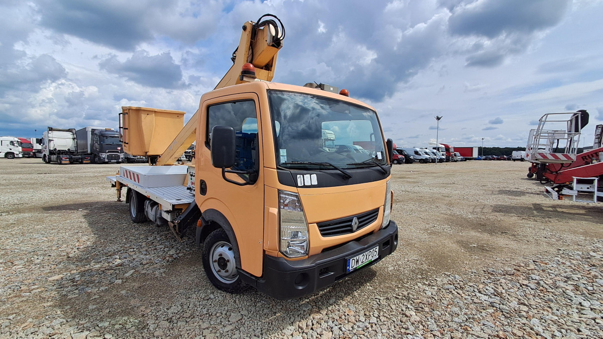 Podnośnik do prac konserwacyjno-montażowych RENAULT MAXITY - Citas iekārtas: foto 1 Podnośnik do prac konserwacyjno-montażowych RENAULT MAXITY - Citas iekārtas: foto 1