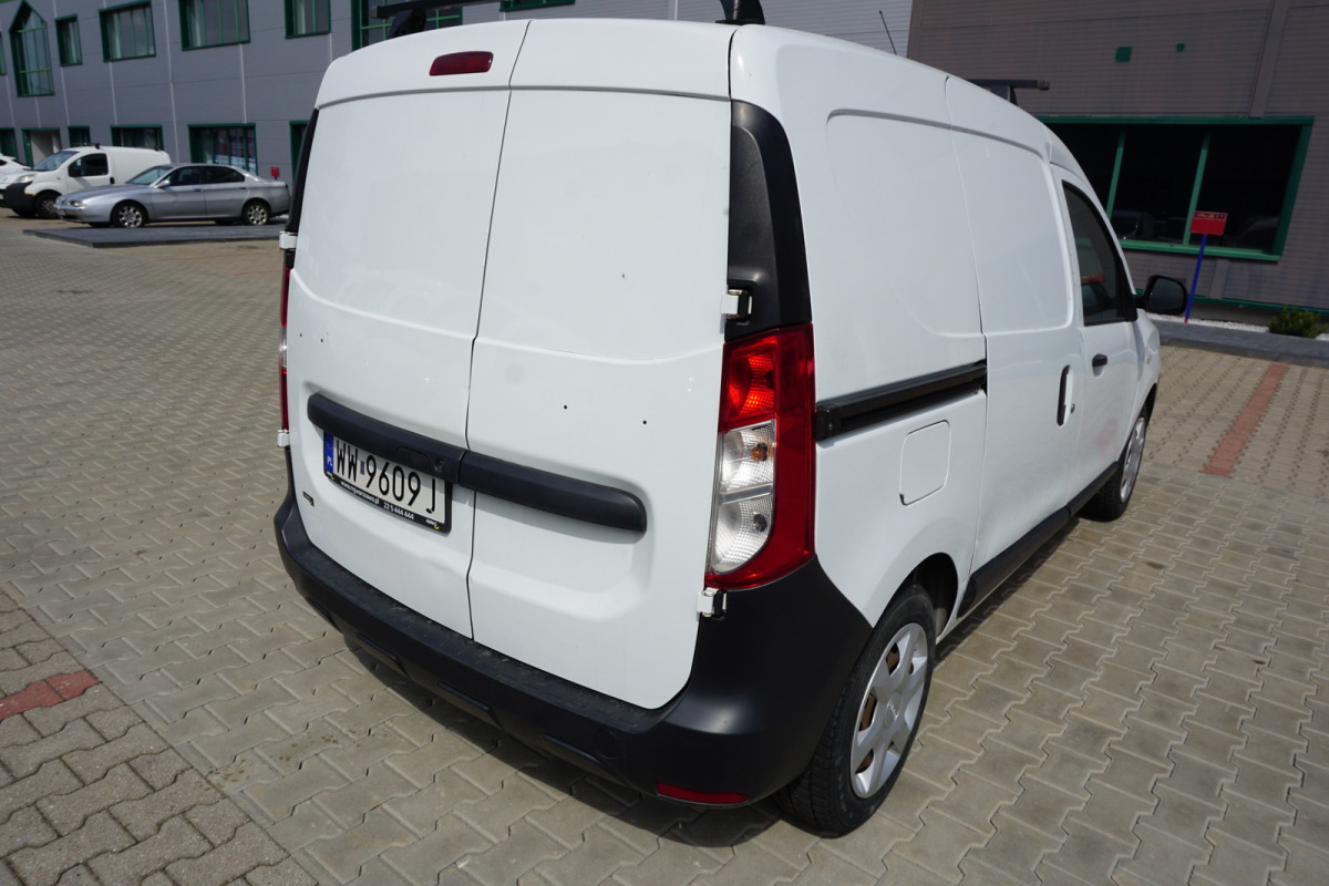DACIA DOKKER FURGON BLASZAK - Kravas mikroautobuss: foto 3 DACIA DOKKER FURGON BLASZAK - Kravas mikroautobuss: foto 3